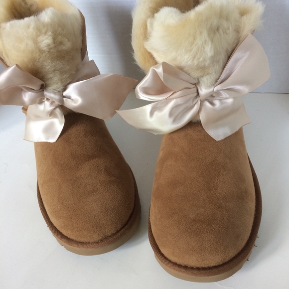UGG GITA BOW MINI BOOT *NWT - Picture 3 of 8